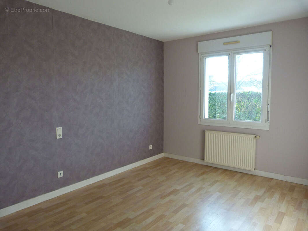 Maison à MERAL