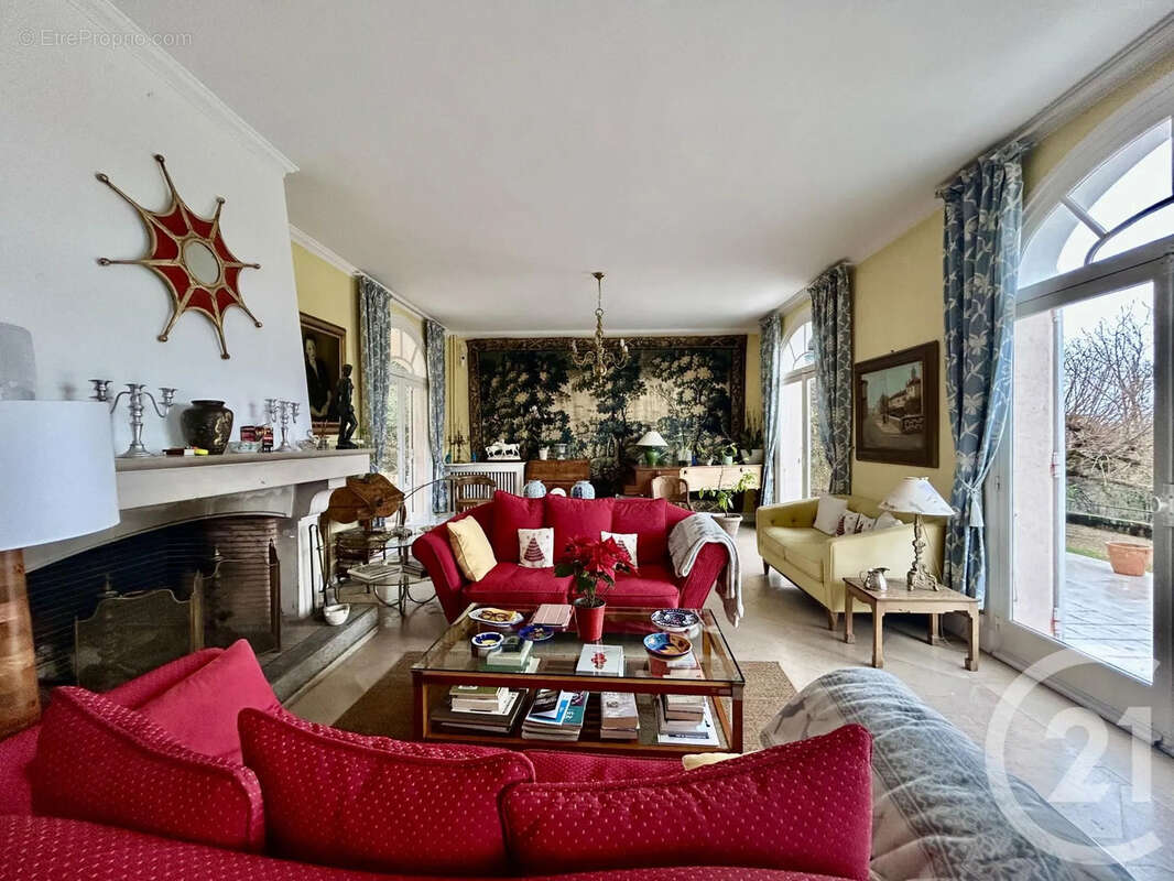 Maison à SAMOIS-SUR-SEINE