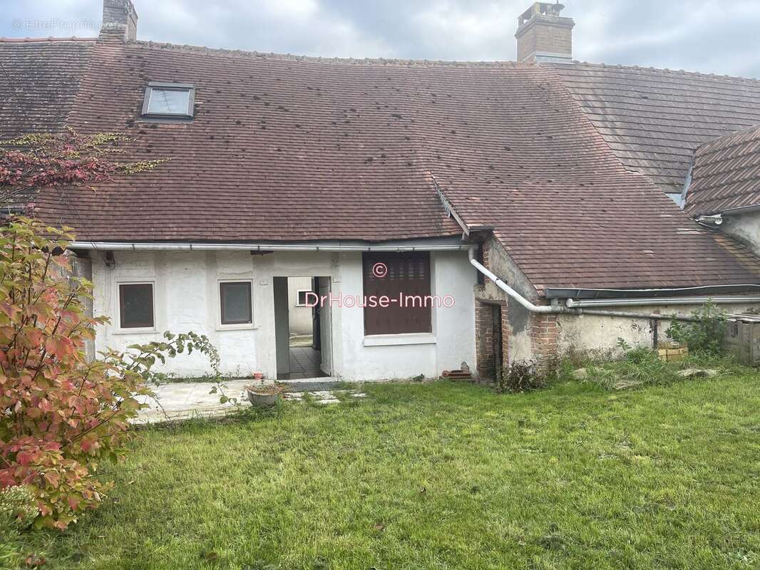 Maison à LION-EN-SULLIAS