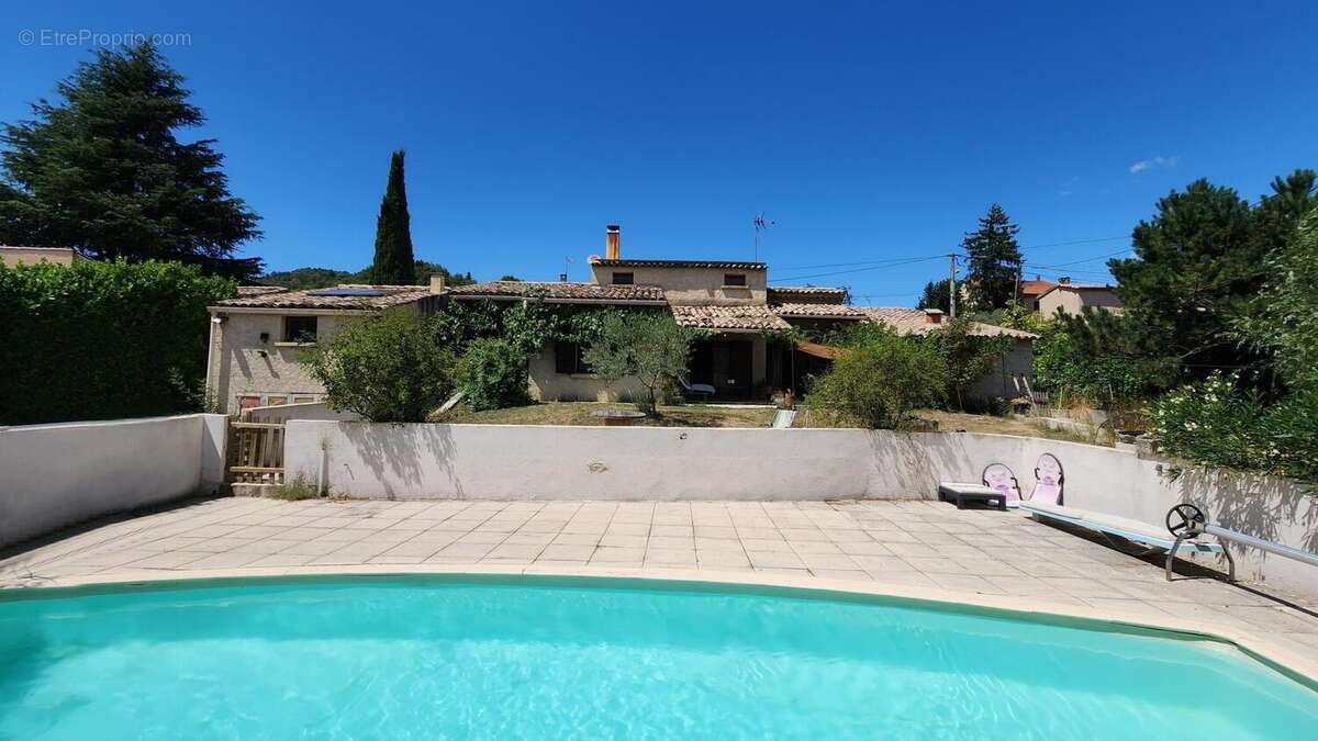 Photo 2 - Maison à MALLEMOISSON