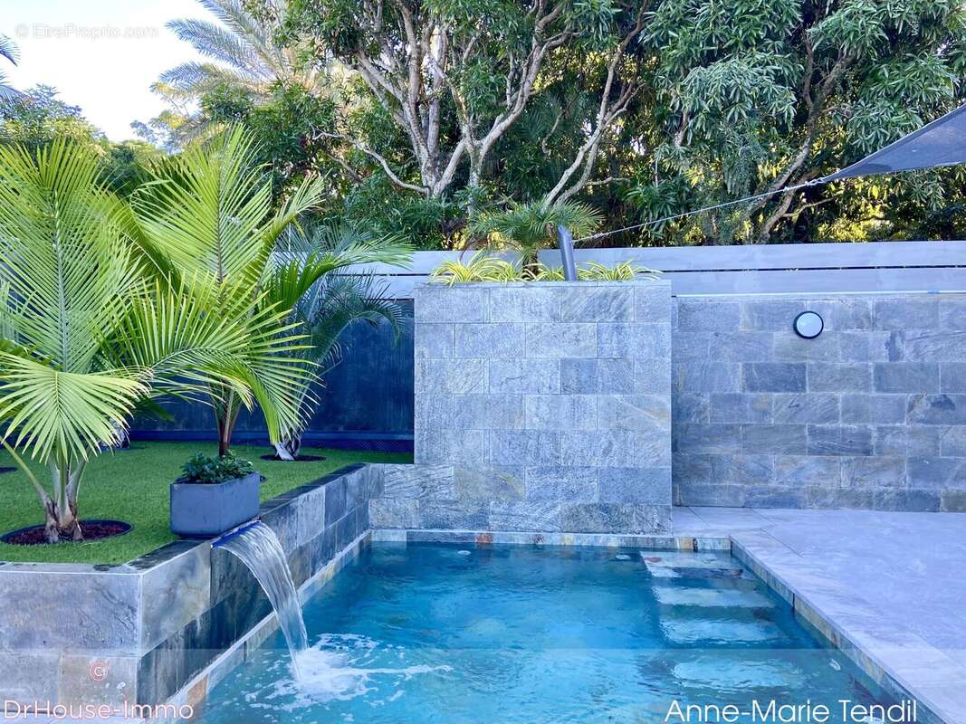 Maison à L&#039;ETANG-SALE