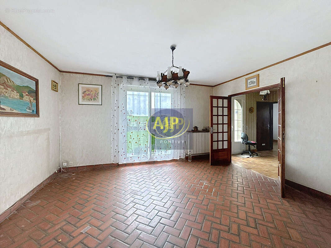 Maison à SAINT-GILLES-VIEUX-MARCHE