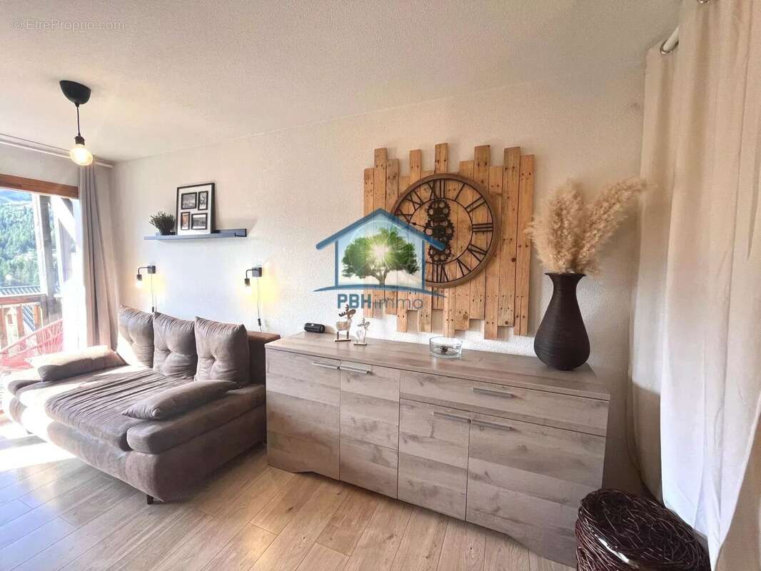 Appartement à LA CLUSE