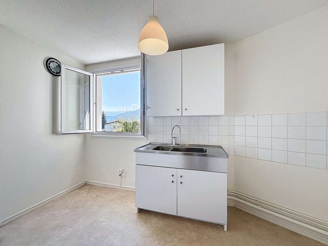 Appartement à MEYLAN
