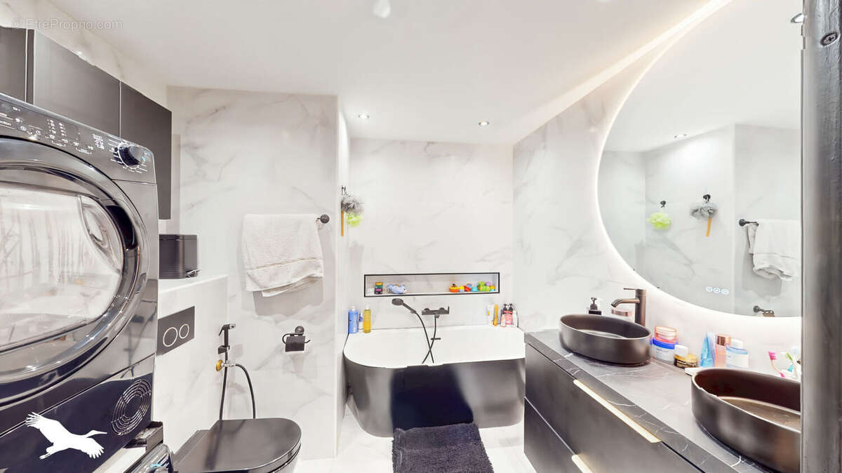 Appartement à MARSEILLE-13E