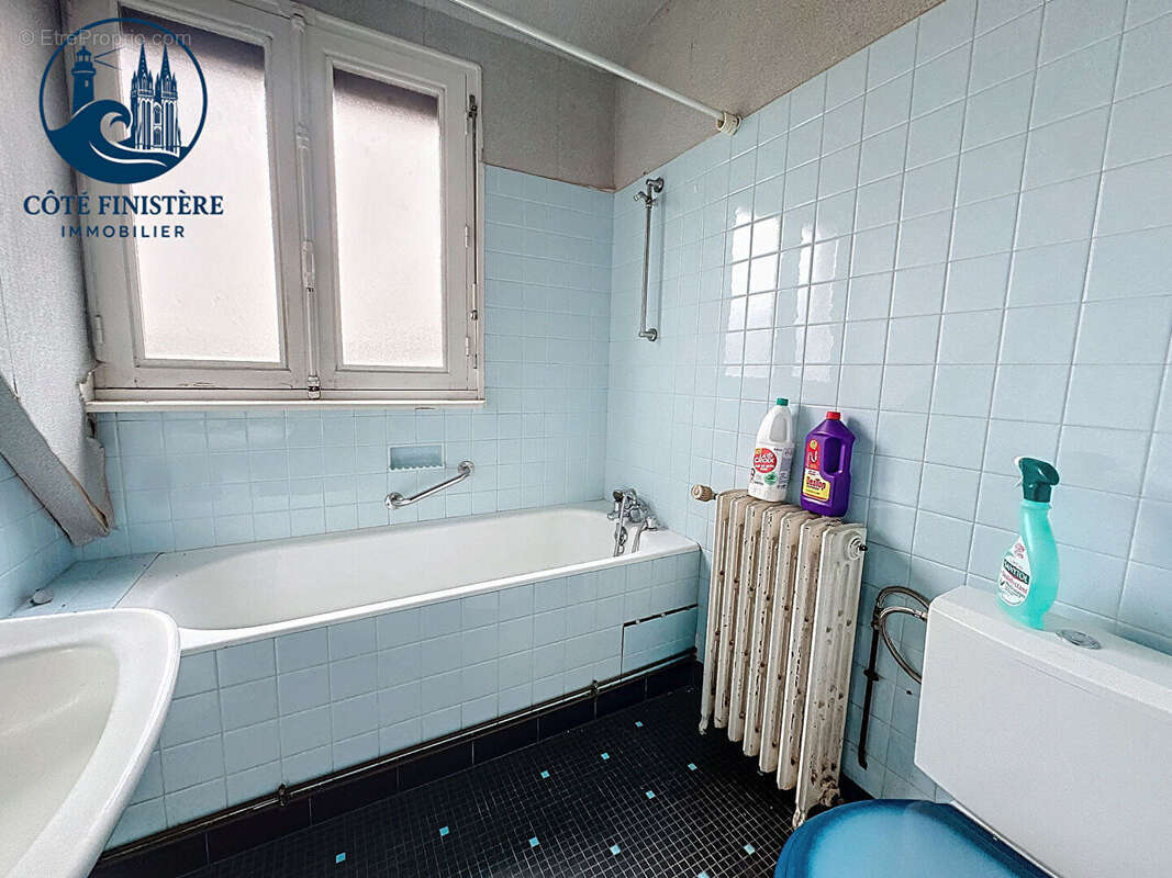 Maison à PLONEOUR-LANVERN