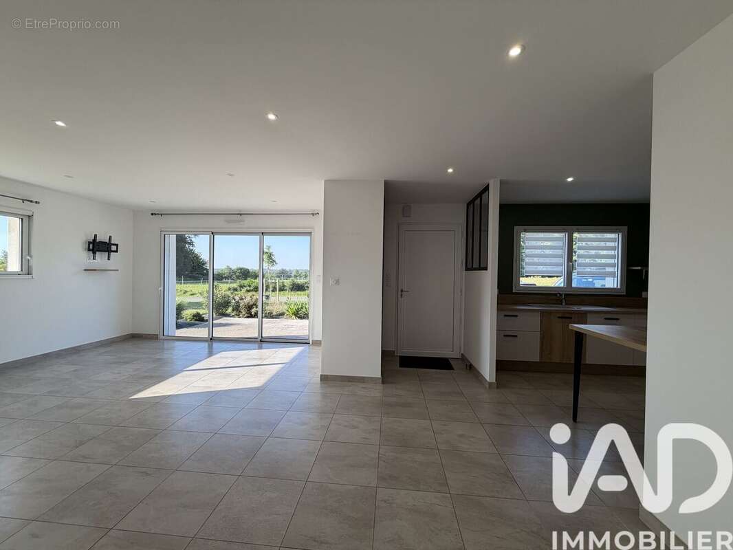 Photo 6 - Maison à PEILLAC