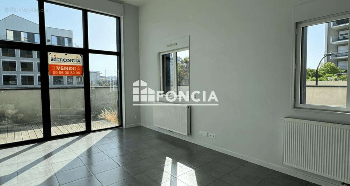  T3 bis d’exception – 73,46 m² – Jardin de 80 m² – Parking – Résidence contemporaine (2017)  - photo 2