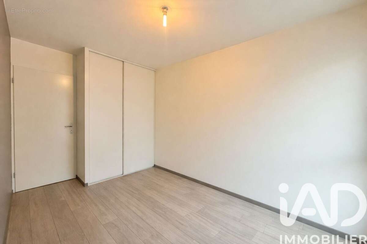 Photo 9 - Appartement à FLEURY-MEROGIS
