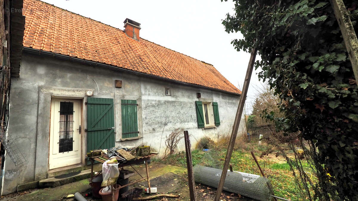 Maison à PERNOIS