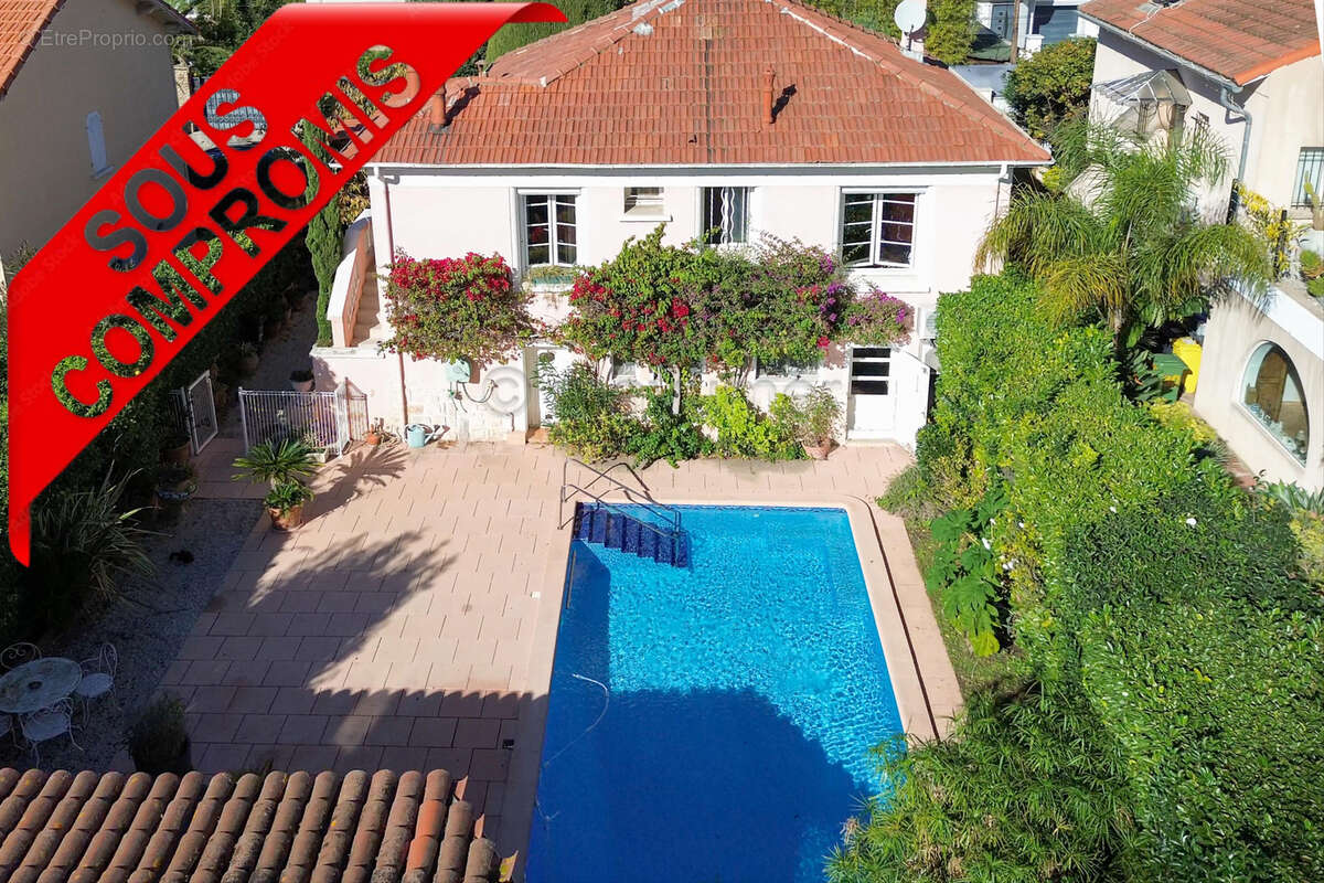 Maison à réinventer piscine et potentiel d?agrandissement 13009 - Mazargues/Rolland Garros n°2 - Maison à MARSEILLE-9E
