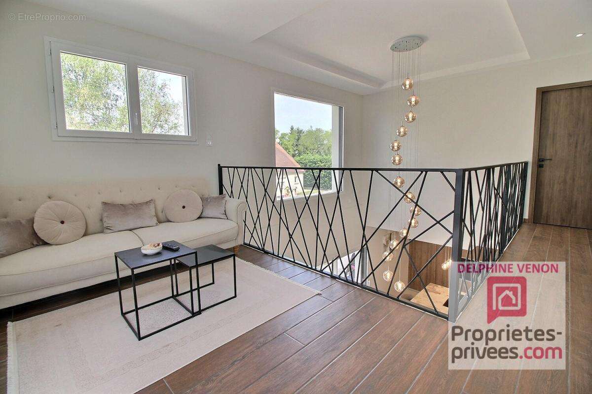 Exclusivité - Maison  contemporaine  classe énergie A avec de belles prestations à Chateauneuf Sur Loire - photo 13