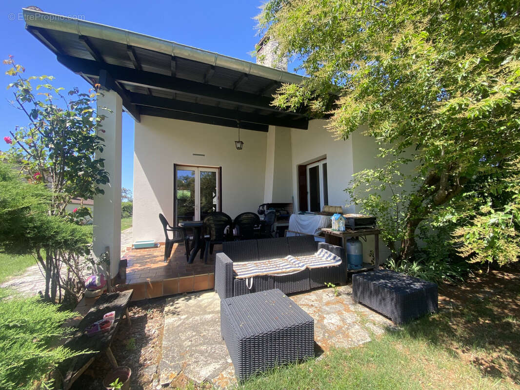 Maison de type 6 sur une parcelle de 3689m2 - photo 13