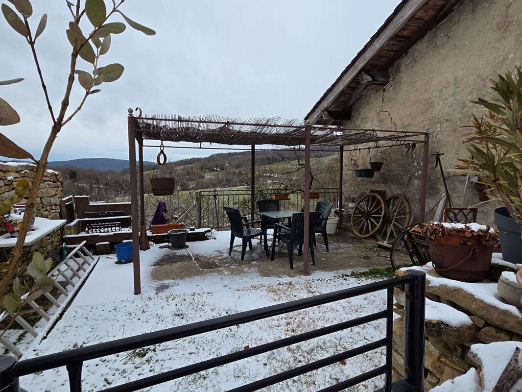 Maison à SAINT-AMOUR