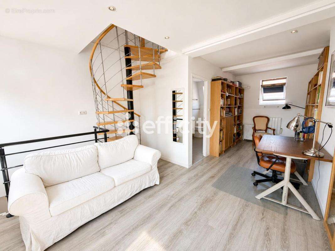 Maison 120 m² à Roubaix  - photo 10