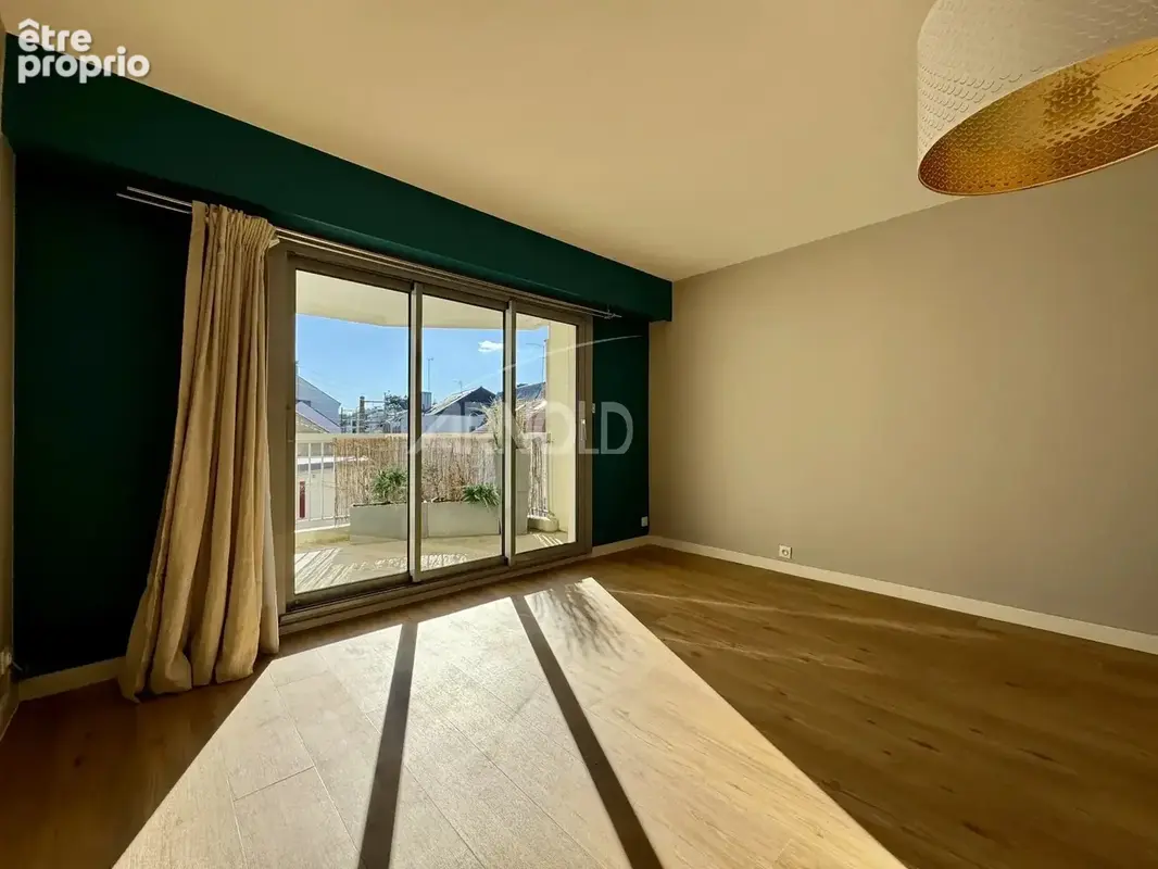 Canclaux - Appartement T2  59 m2 entièrement rénové - photo 2