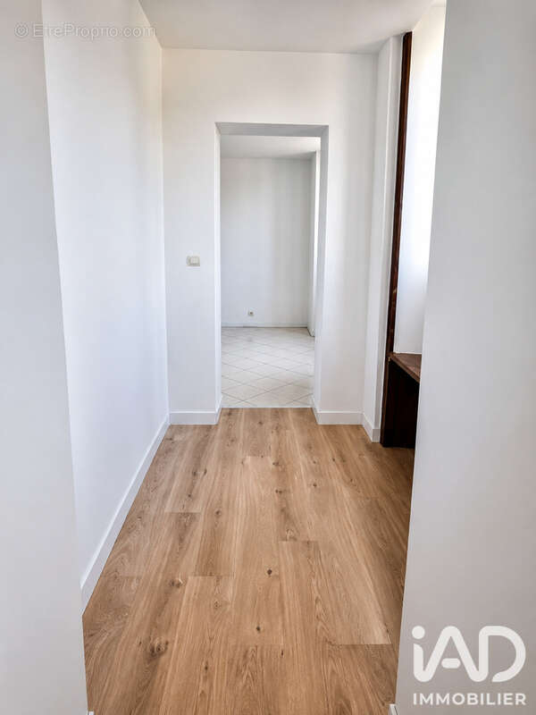 Appartement 76 m² à Meillac  - photo 3