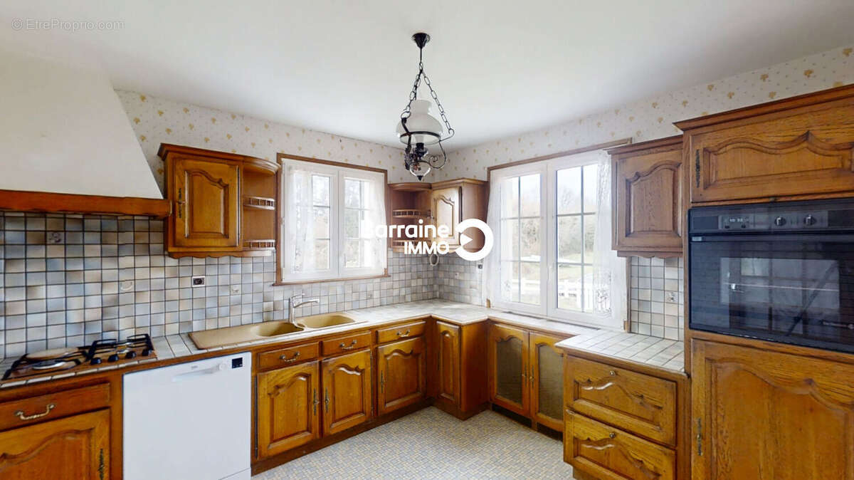 Maison familiale avec grand terrain arboré de 2 123 m² - photo 4
