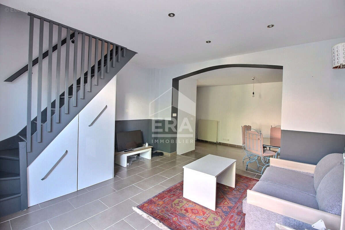 Maison à VILLENEUVE-LA-GARENNE