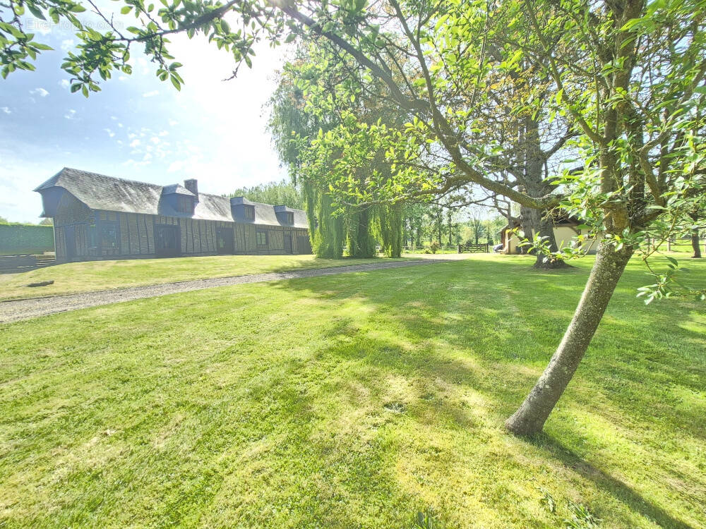 Maison à NEUFCHATEL-EN-BRAY