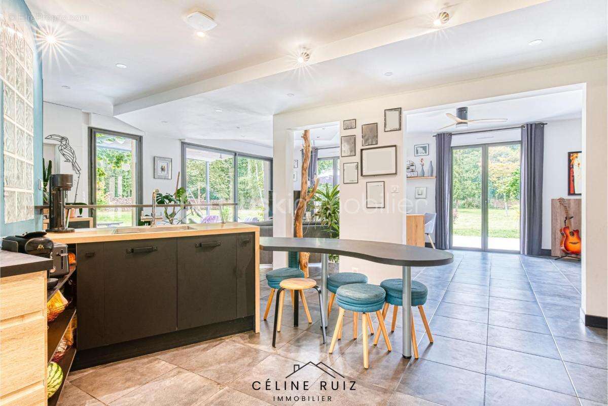 Maison à SAINT-LAMBERT-LA-POTHERIE