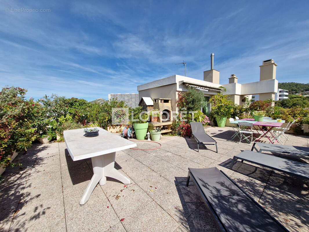 Appartement à MARSEILLE-9E