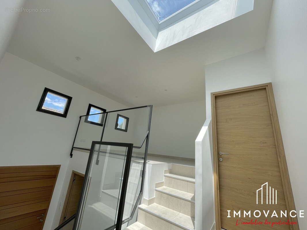 Maison à SAINT-GELY-DU-FESC