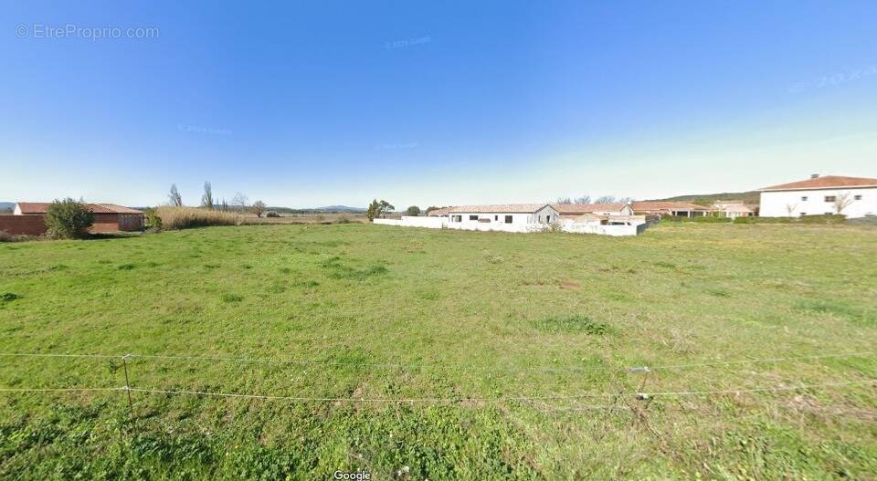 Terrain à BIZANET