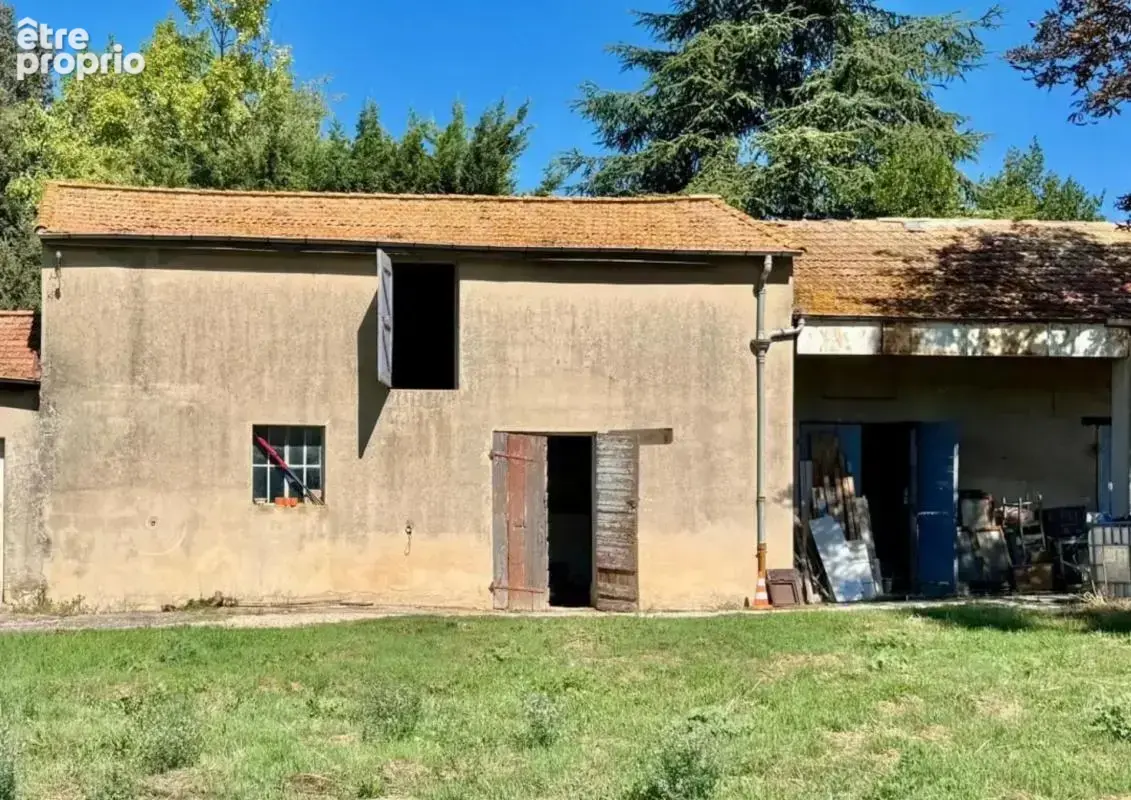 Bout de Mas 160m² de plancher à retaper entièrement, permis accepté et purgé ! - photo 2