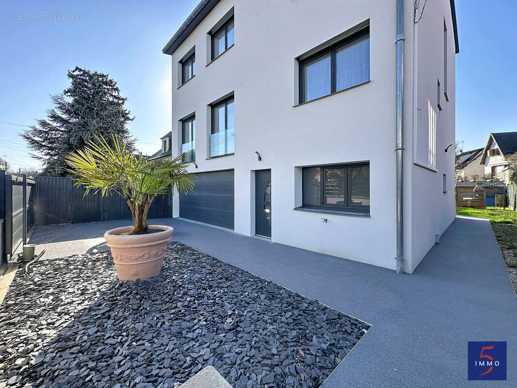 Maison à GOURNAY-SUR-MARNE