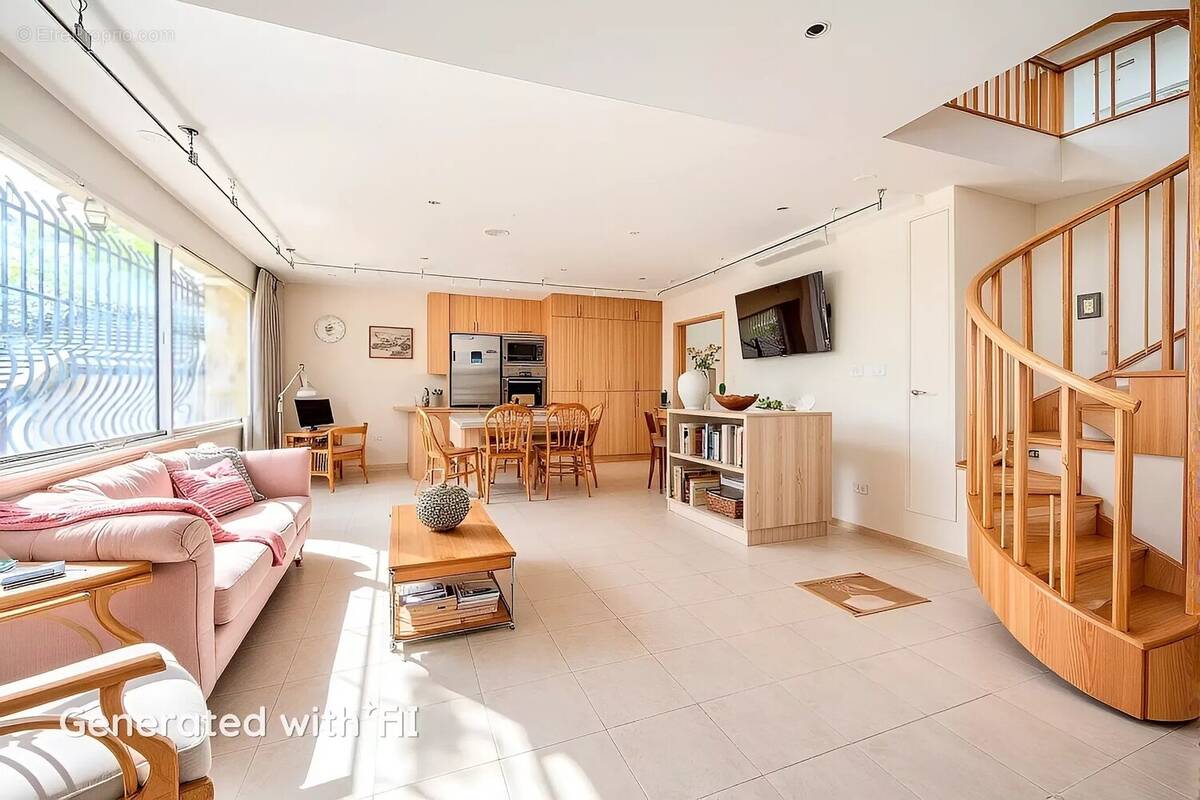 Maison à PARIS-18E