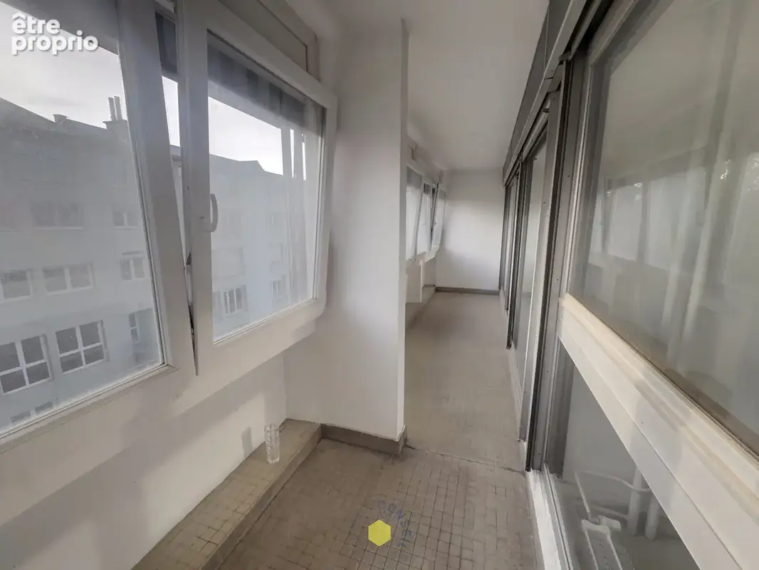T4 Mulhouse 102 m2 - photo 4