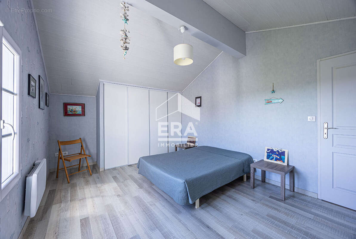 Maison à MORNAC-SUR-SEUDRE