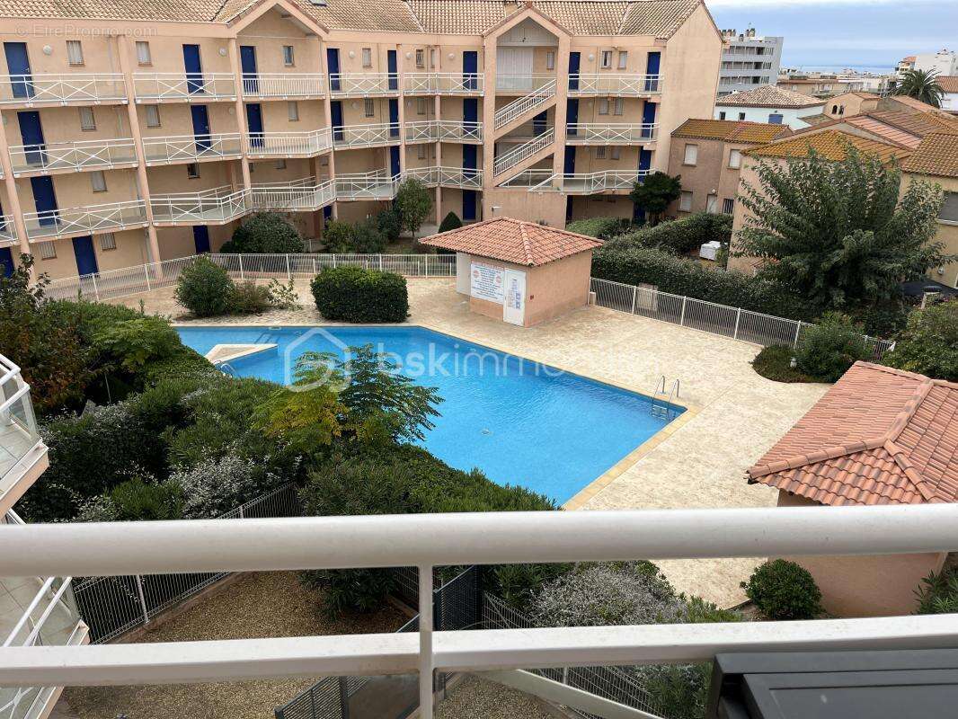 Dans résidence sécurisée face à la plage, appartement T5 avec terrasse, piscine et place de parking privative - photo 3