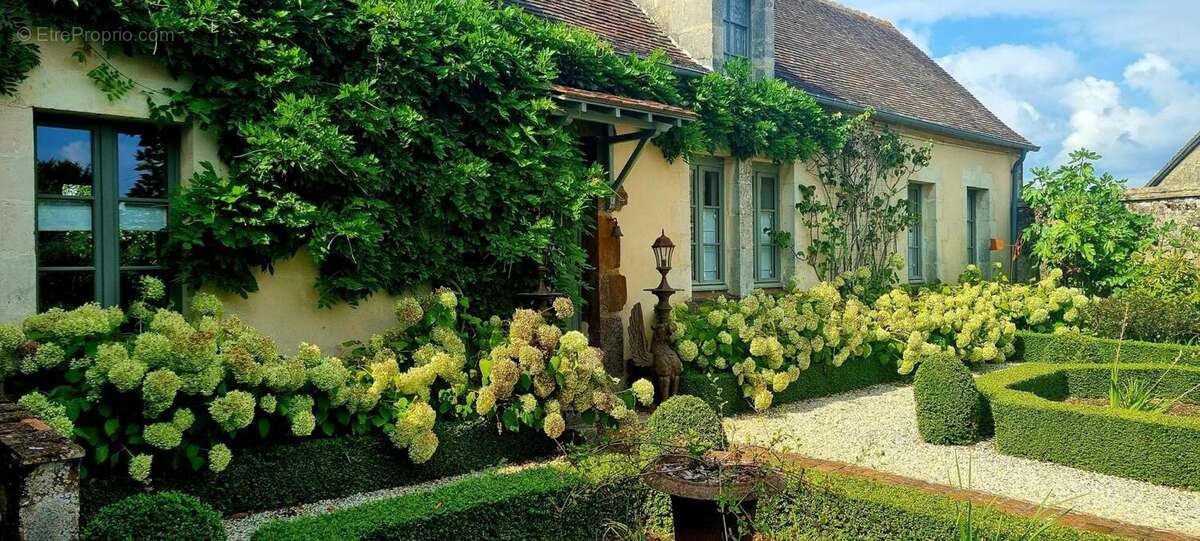 Maison à LE GUE-DE-LA-CHAINE