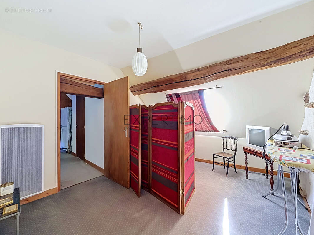 Burnand : Authentique maison en pierre avec 3 149 m2 de terrain - photo 21