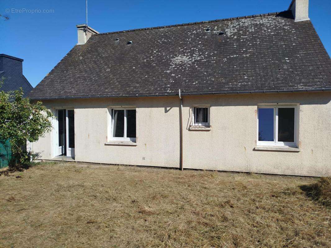 Maison à SEGLIEN