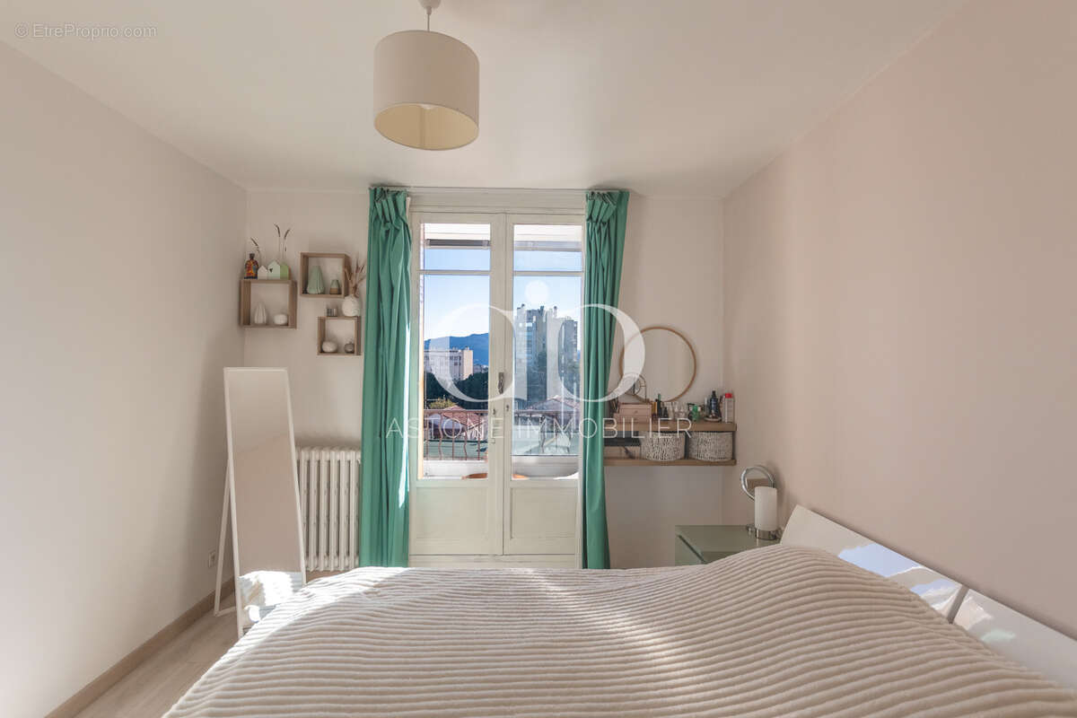 Appartement à AUBAGNE