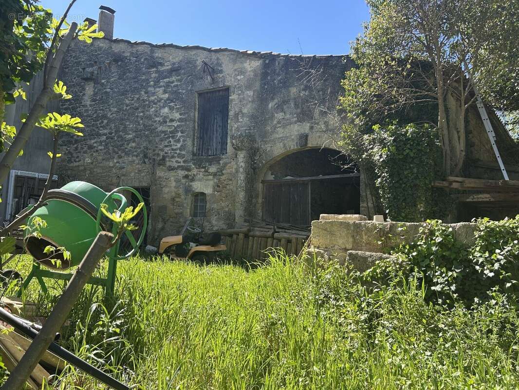 Maison à AIGUES-VIVES