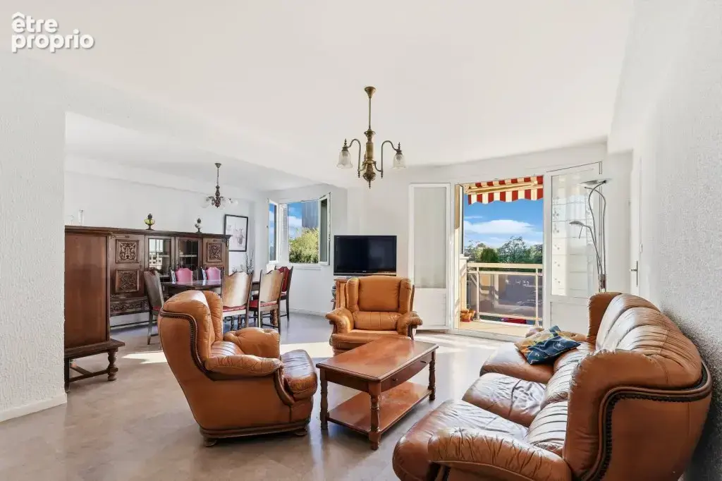 Appartement à SAINTE-FOY-LES-LYON