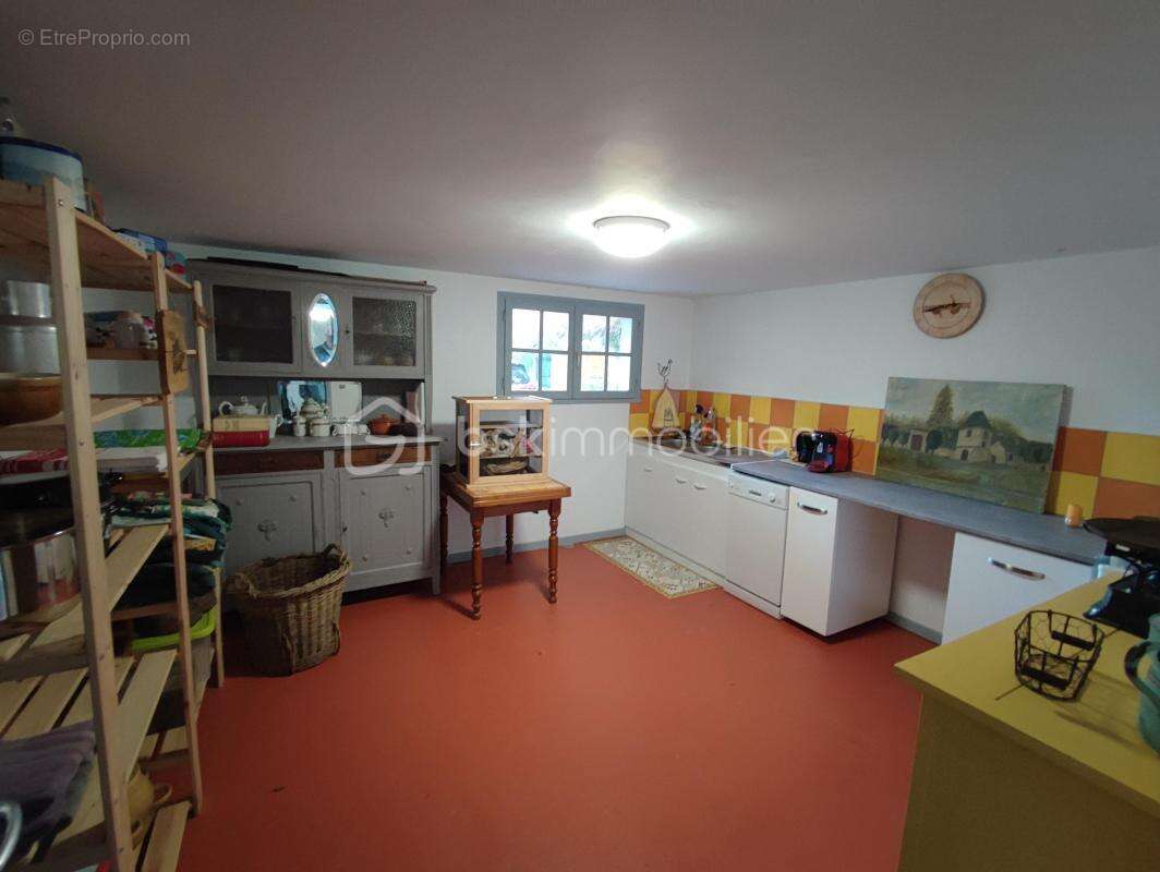 Maison à VILLENEUVE-L'ARCHEVEQUE