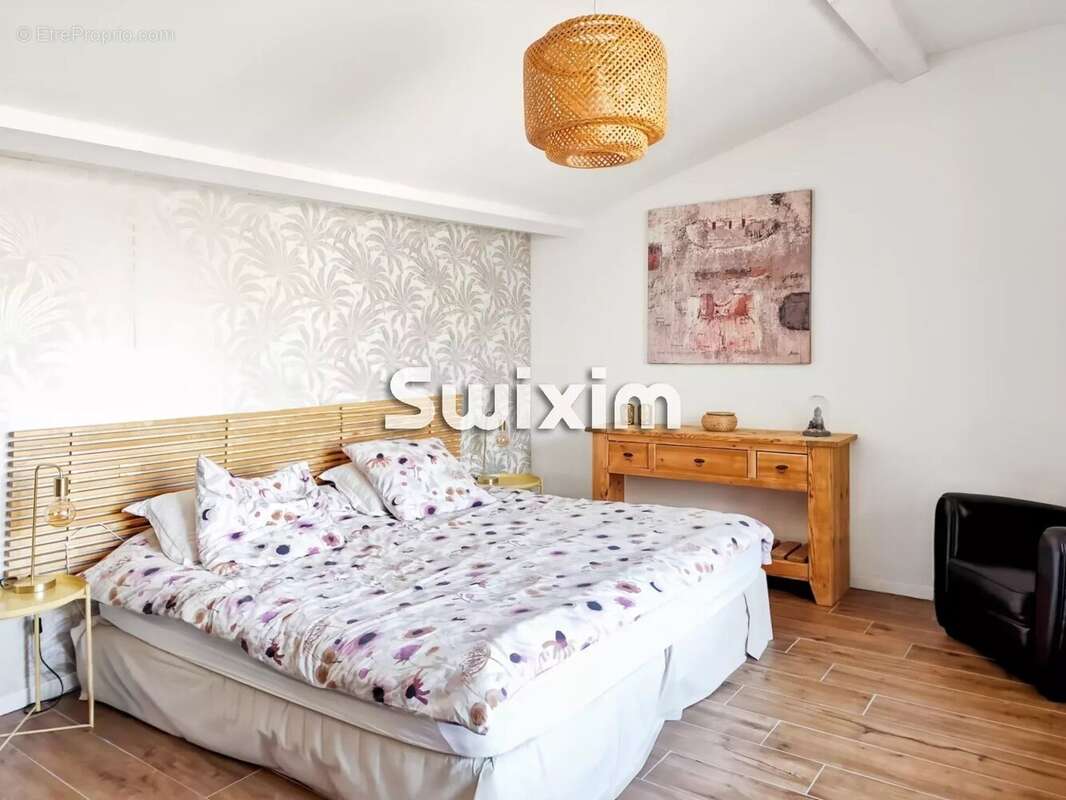 Maison à CHATEAUNEUF-DU-RHONE