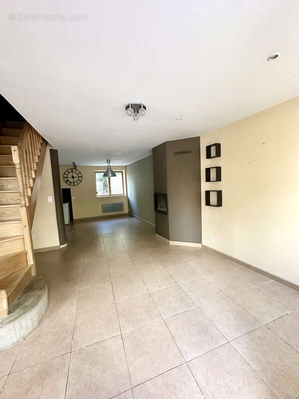 Maison à LEZIGNAN-CORBIERES