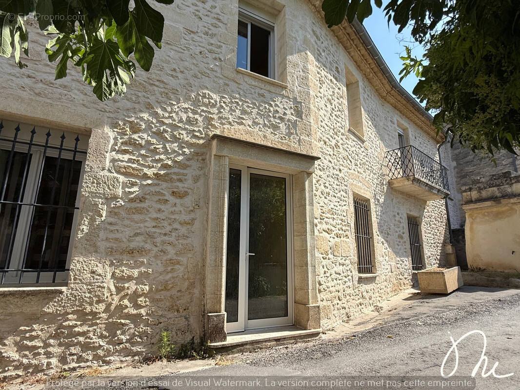 Maison à JUNAS