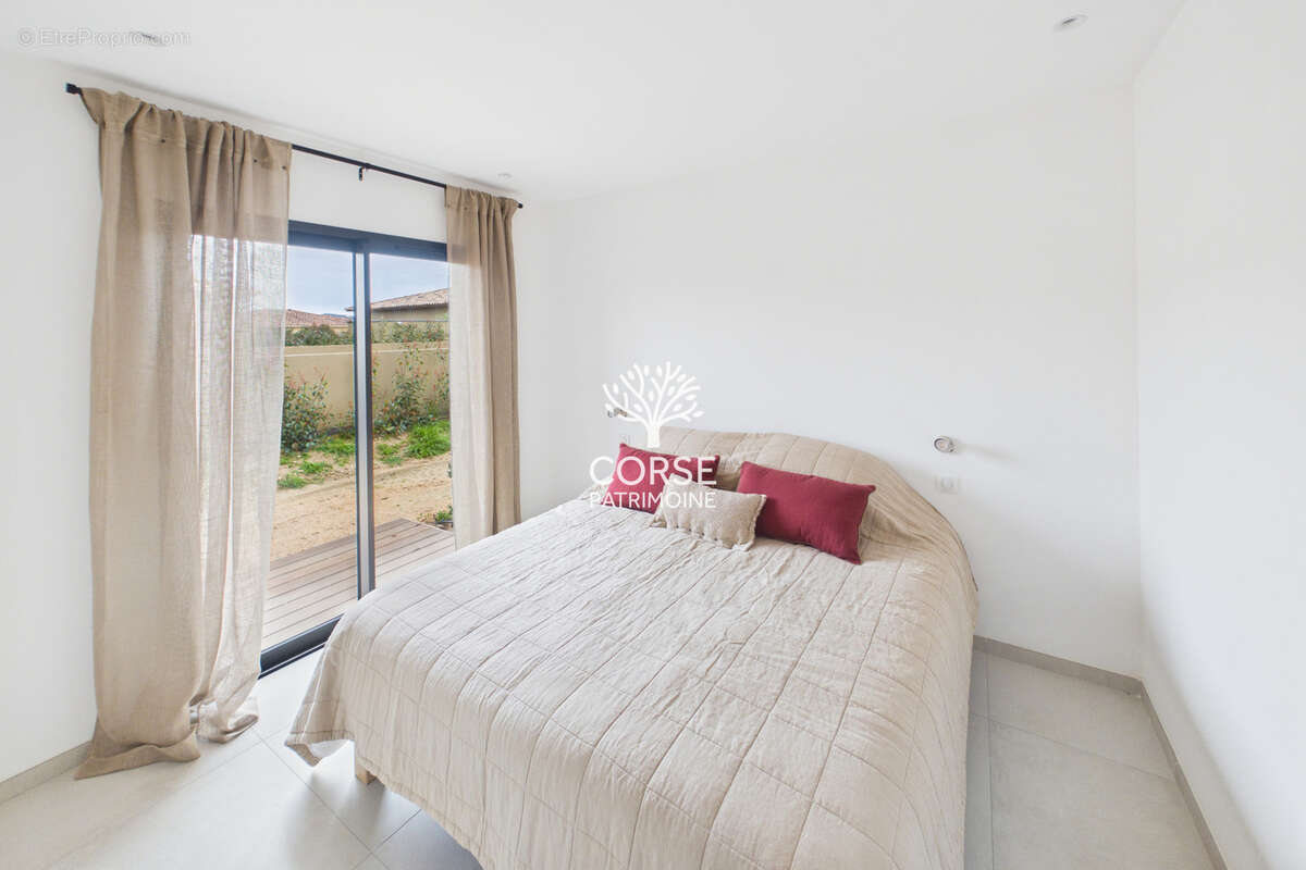 Maison à PORTO-VECCHIO