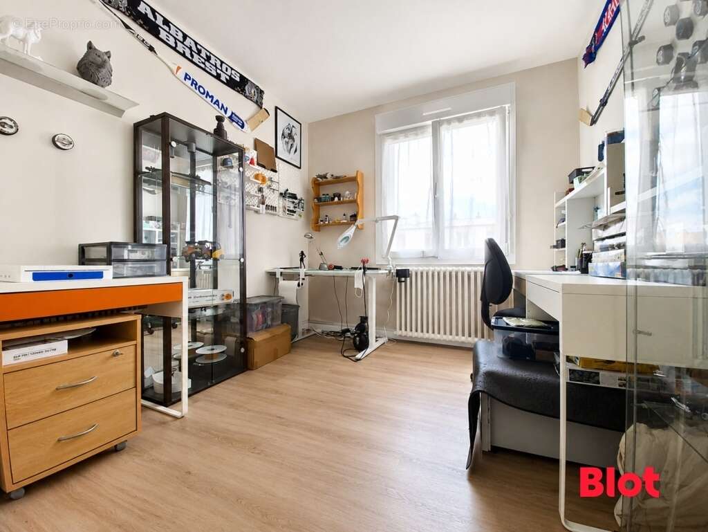 Appartement 64 m² à Brest  - photo 5
