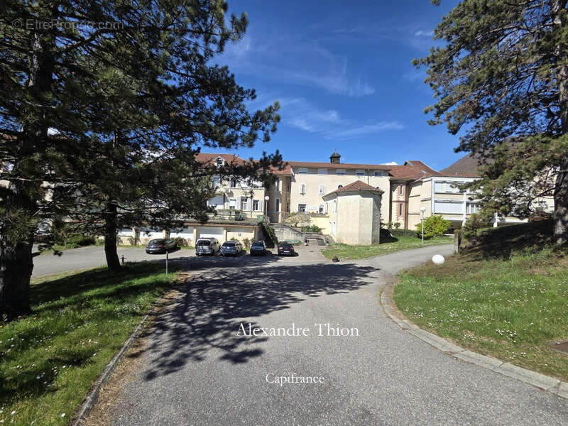 Maison à CONFORT