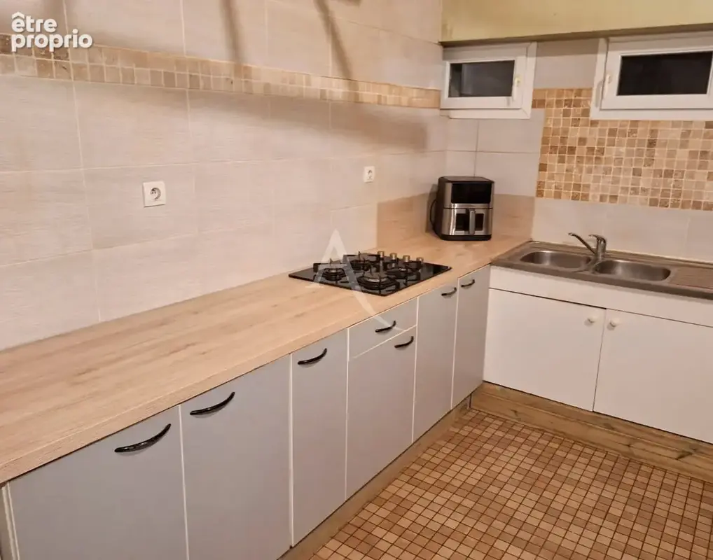 Buxerolles - plain pied - 3 chambres - 1 bureau - garage - photo 6