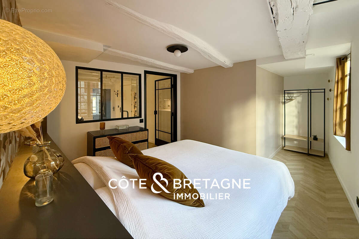 Appartement à LAMBALLE