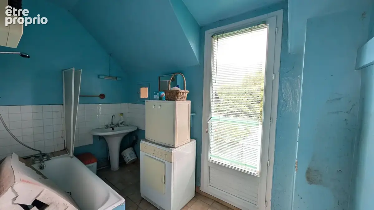 Charmante maison à rénover et son jardin indépendant - photo 9